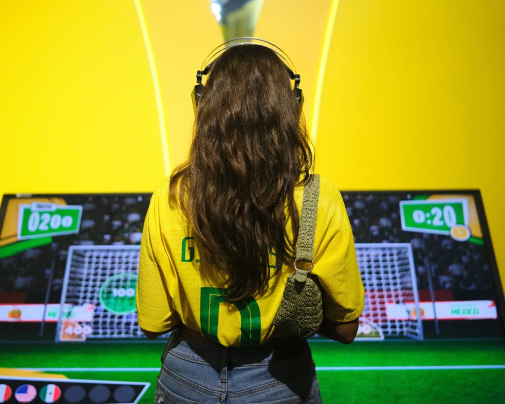 Ativação presencial para lançamento de campanha do Méqui