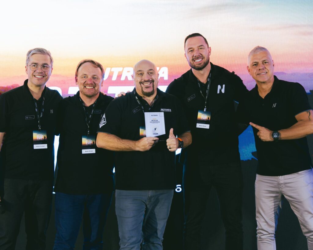 Troféu em acrílico para premiação do Nutrata Summit 2026
