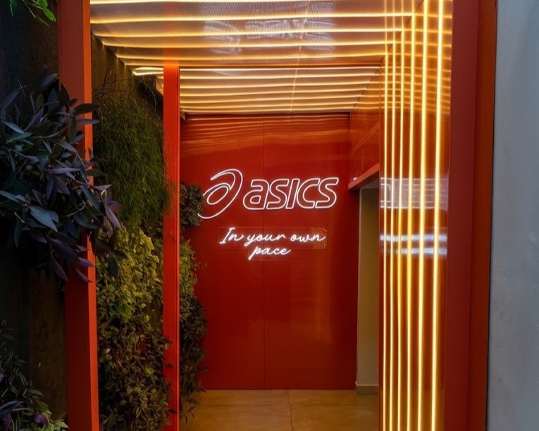 Confraternização corporativa ASICS 2026 criada pela Faro.ag