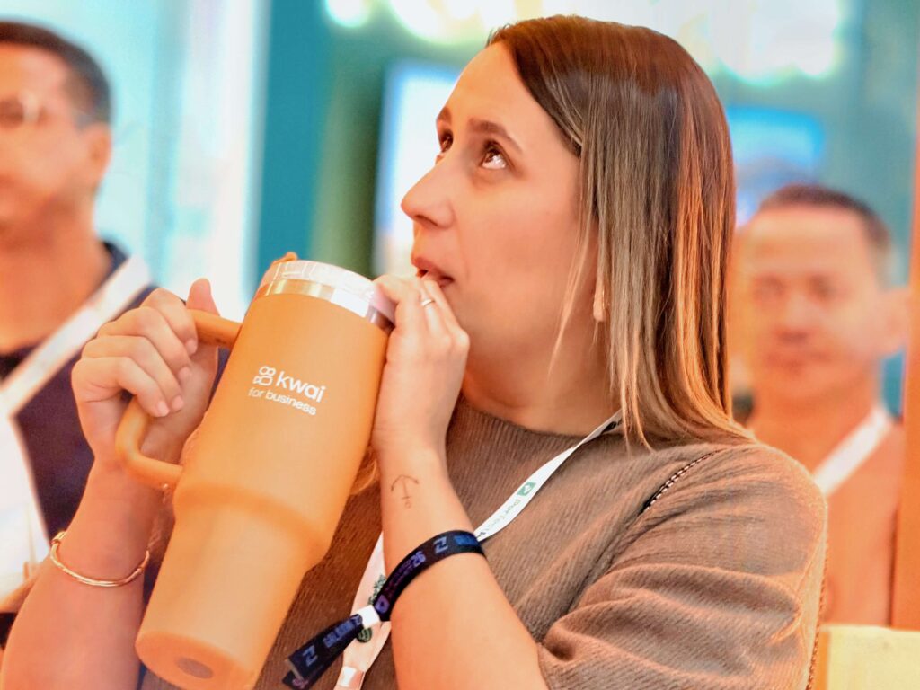 Brinde personalizado do Kwai para visitantes do stand