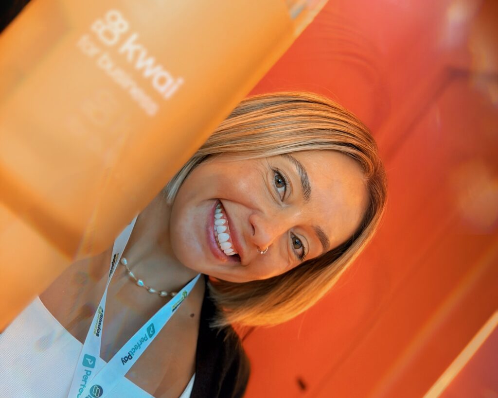 Brinde personalizado do Kwai para visitantes do stand