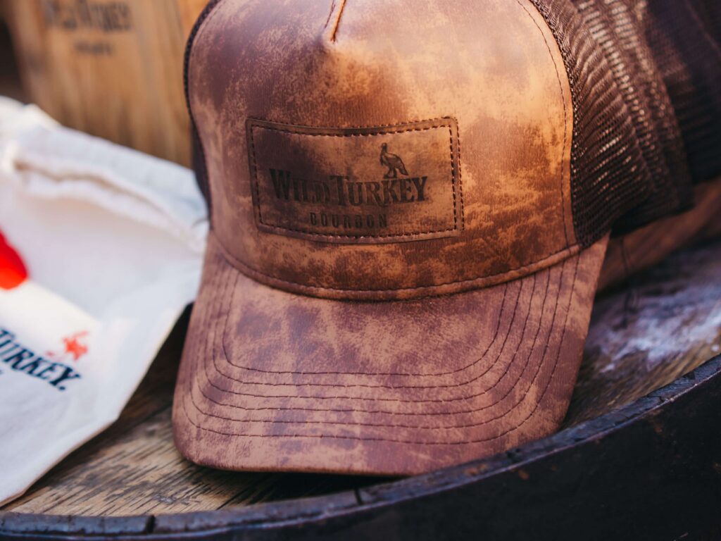 Brindes das ativações da Wild Turkey no COF Campinas